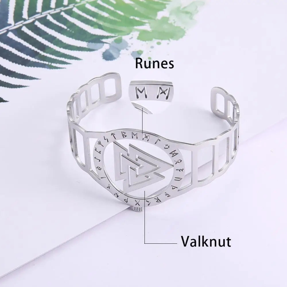 Skyrim Stainless Steel Bracelets Valknut Nordic Triskelion Vintage Gothic Irish Knot Amulet Cuff Bangle for Men Women